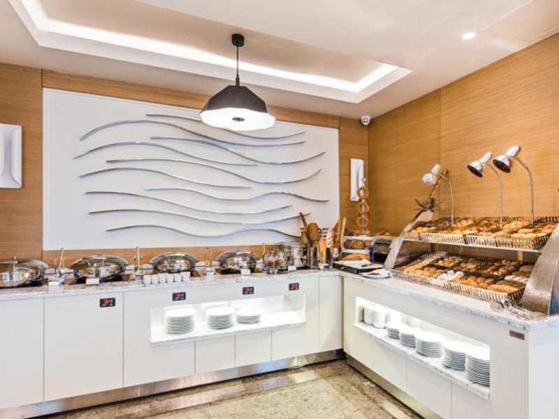 Elite World Marmaris  69702