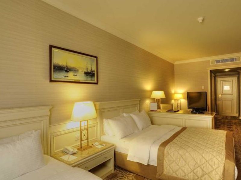 Elite World Prestige Hotel 74088
