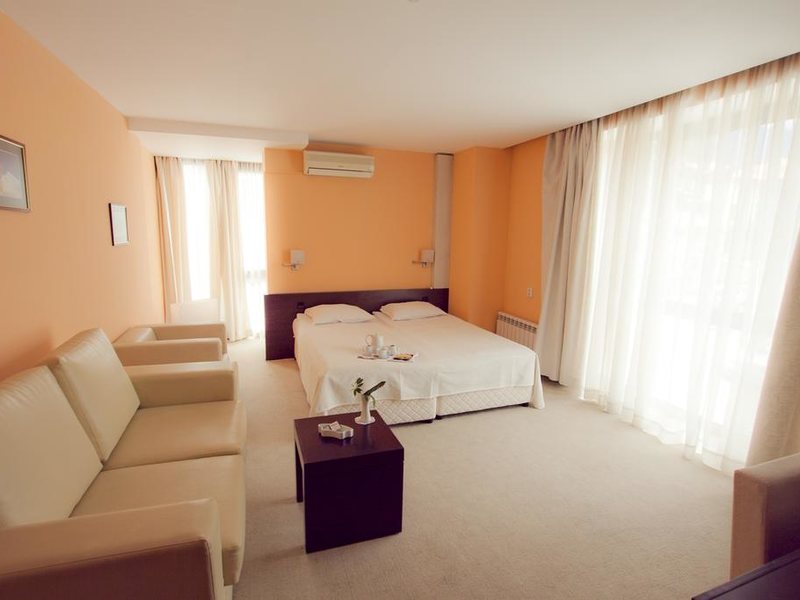 Elitsa (Bansco) 245226