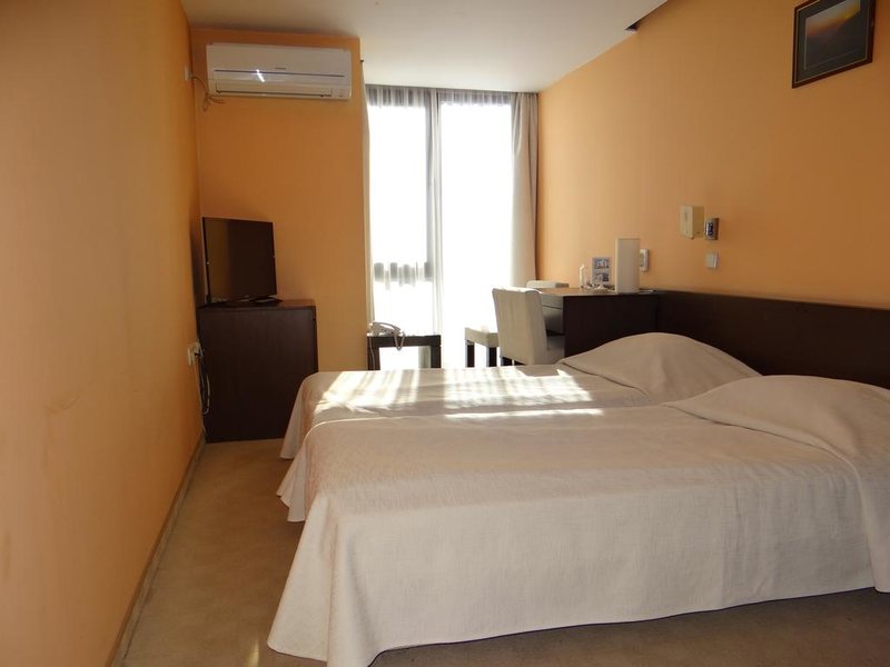 Elitsa (Bansco) 245242