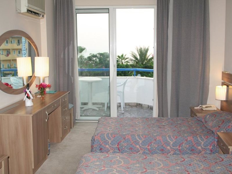 Elysee Beach Hotel 177047