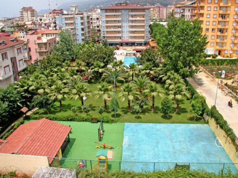 Elysee Garden Family Hotel 185216