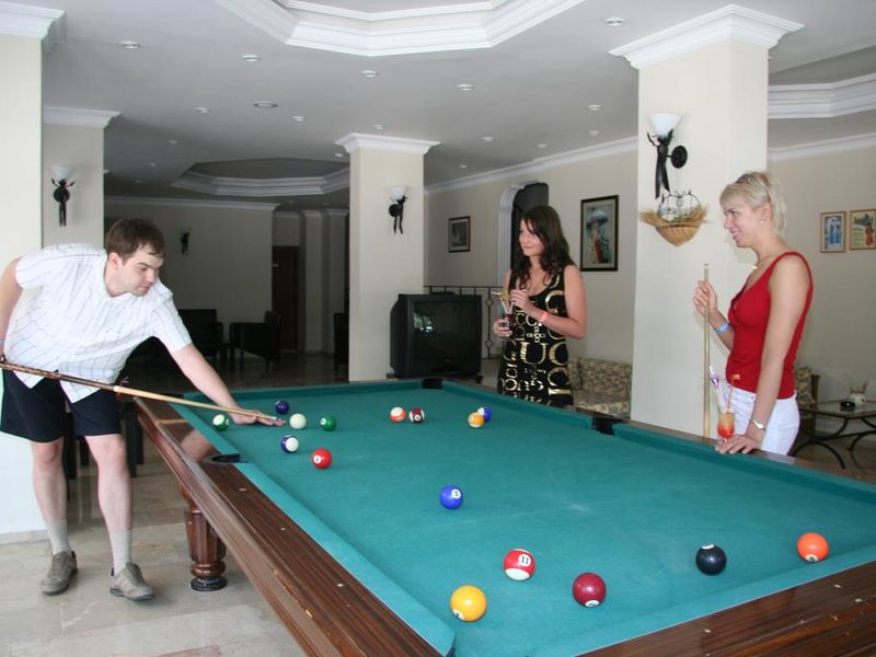 Elysee Garden Family Hotel 185220