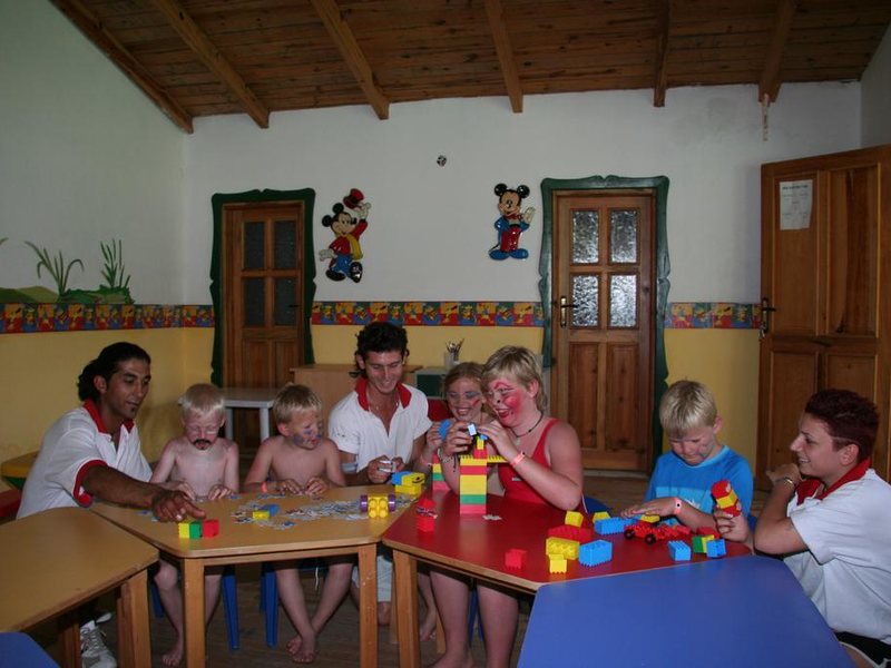 Elysee Garden Family Hotel 185224