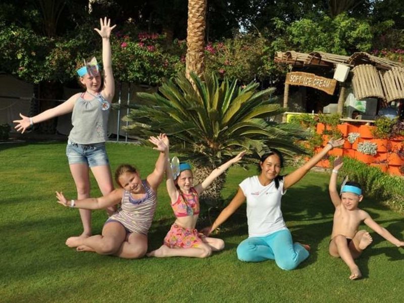 Elysees Hotel  123706