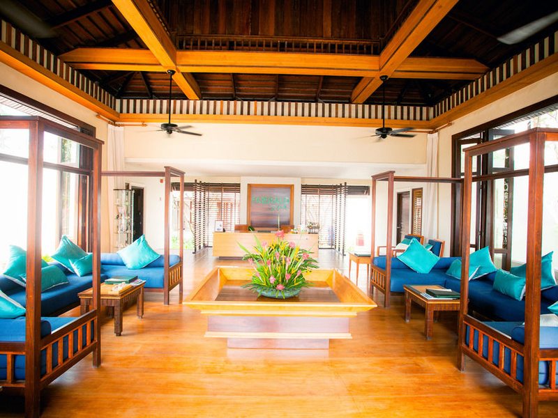 Emerald Cove Resort  148340