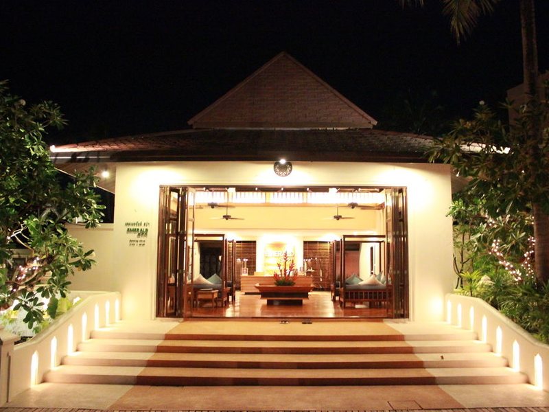 Emerald Cove Resort  148342