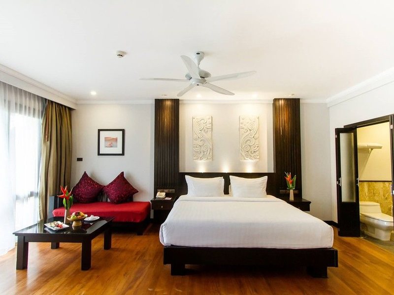 Emerald Cove Resort  148366