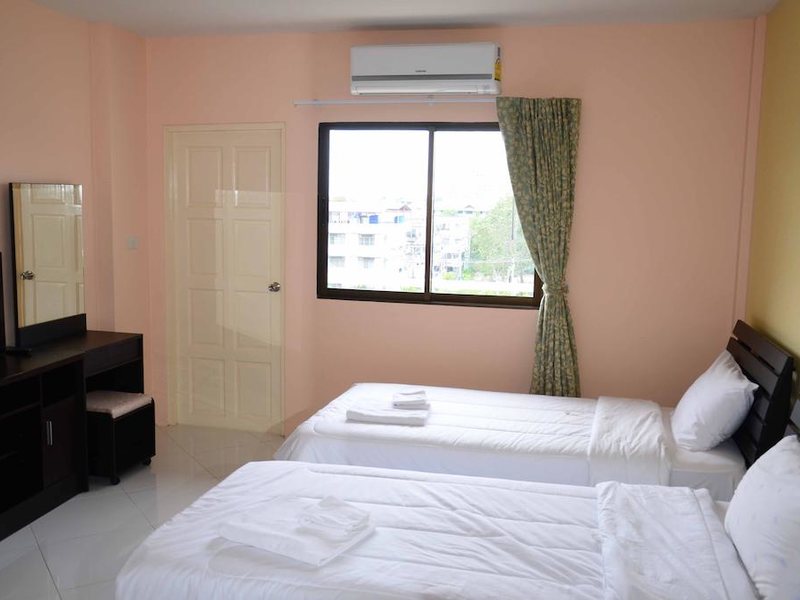 Emerald Hotel Jomtien Beach (ex.Emerald by Sofi, ex 215387