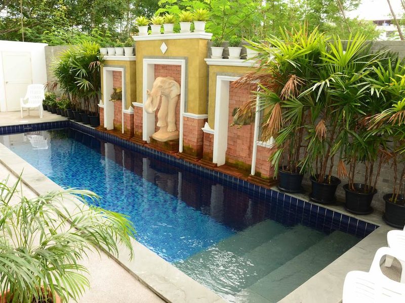 Emerald Hotel Jomtien Beach (ex.Emerald by Sofi, ex 215395