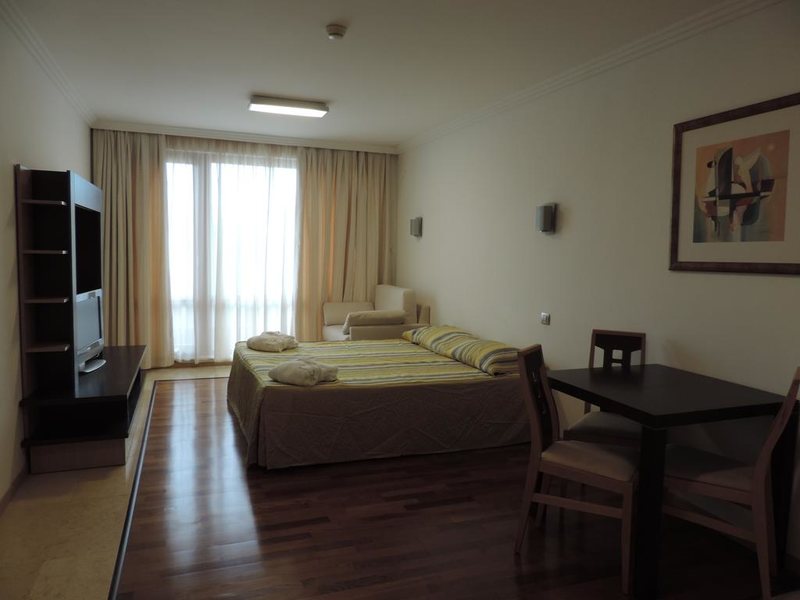 Emerald Resort  170615