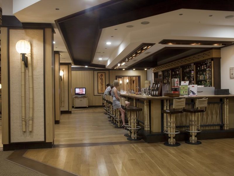 Emerald Resort  170624