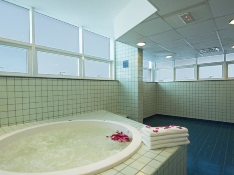 Emirates Grand Hotel Apartments 117104