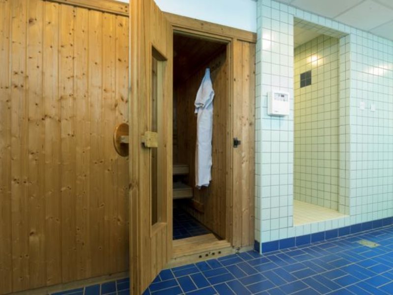 Emirates Grand Hotel Apartments 117115