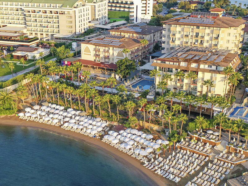 Eos Beach Resort 327393