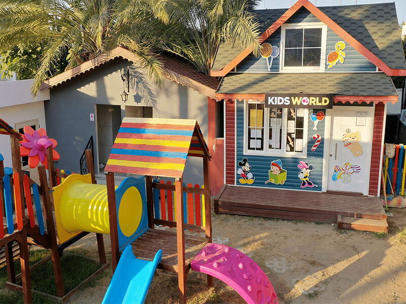 Eos Beach Resort 327394