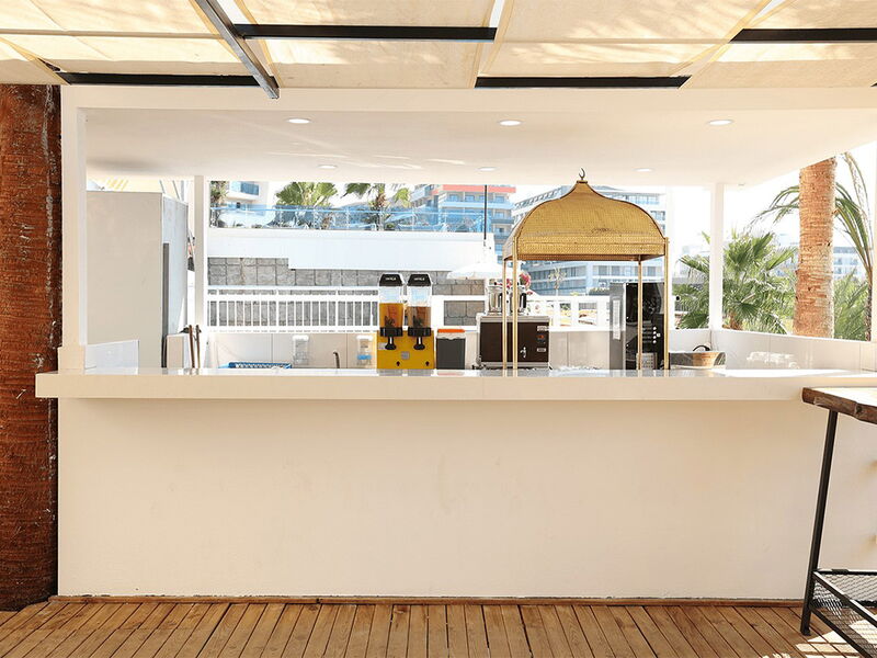 Eos Beach Resort 327396