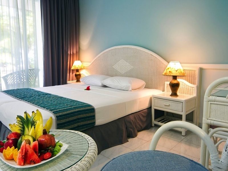 Equator Village 134678