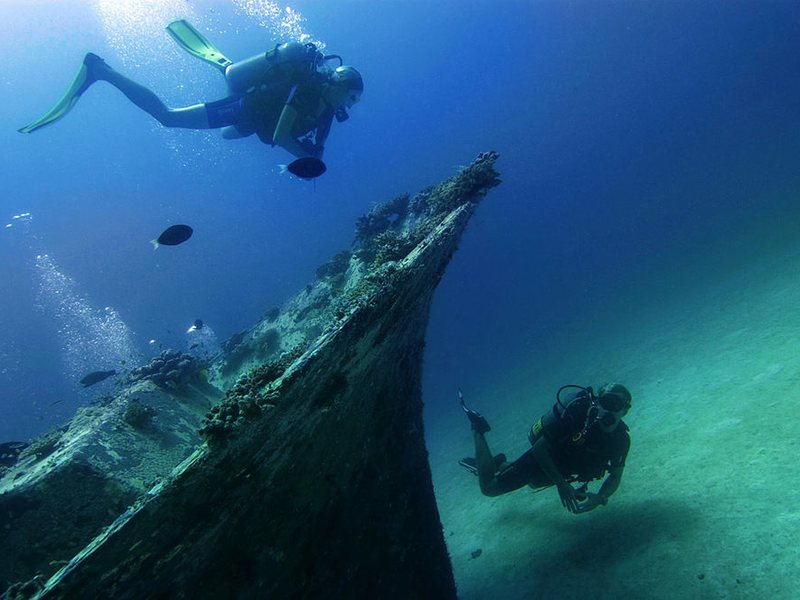 Equator Village 134706