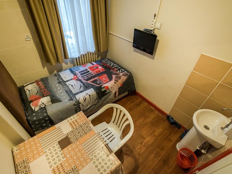 Erenler Hotel & Hostel  279829