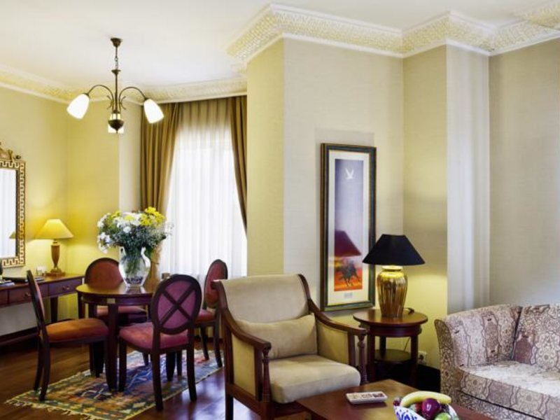 Eresin Crown Hotel 74180