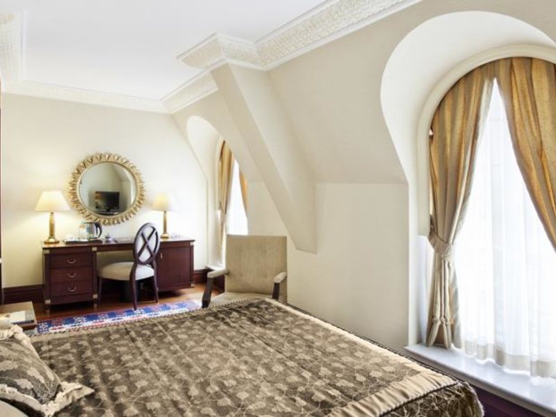 Eresin Crown Hotel 74184