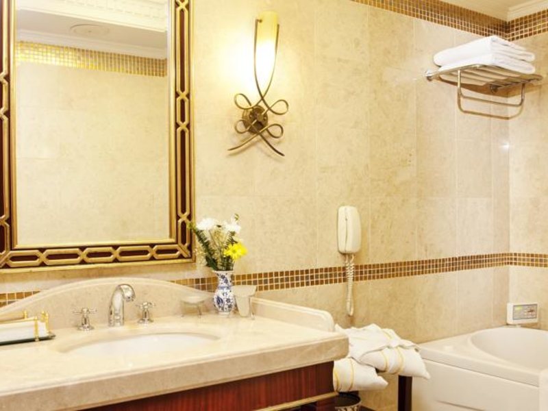 Eresin Crown Hotel 74188