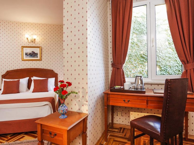 Erguvan Hotel 271700