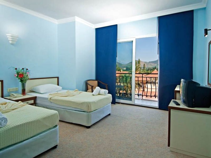 Esdem Garden Hotel 28668