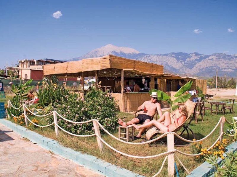 Esdem Garden Hotel 28670