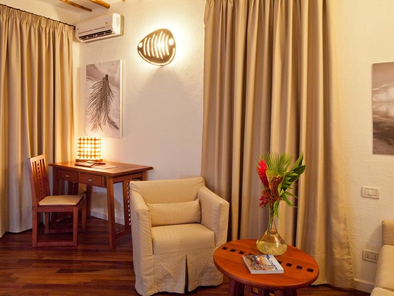 Essque Zalu Zanzibar 199839