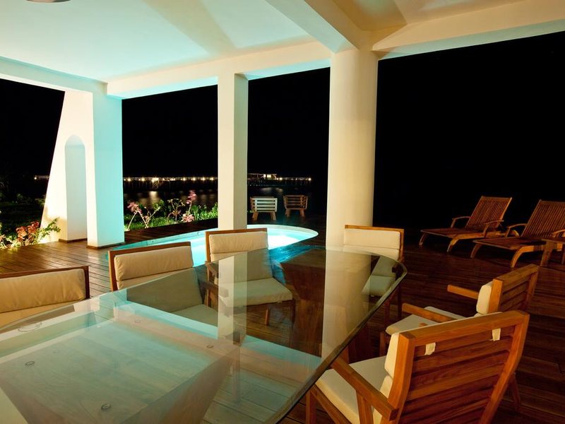 Essque Zalu Zanzibar 199845