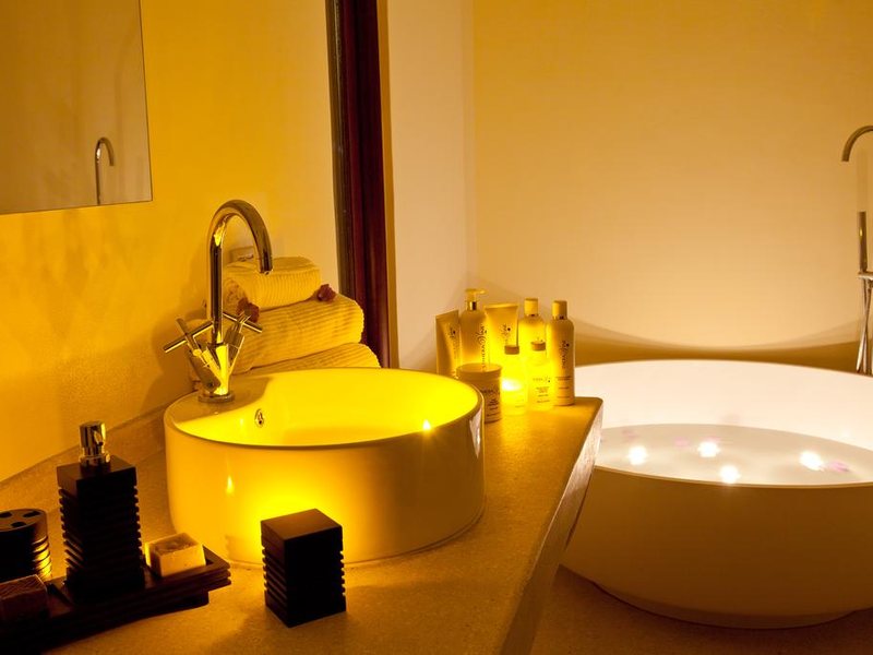 Essque Zalu Zanzibar 199846