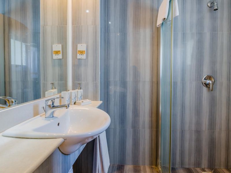 Estella Hotel Apartments 205449