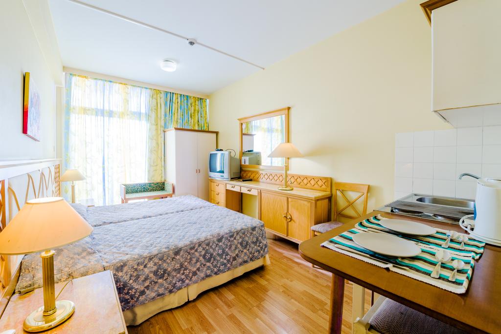 Estella Hotel Apartments 2* Кіпр Ola Travel