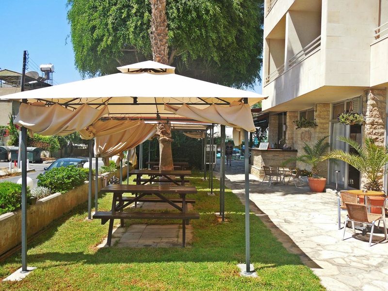 Estella Hotel Apartments 205456