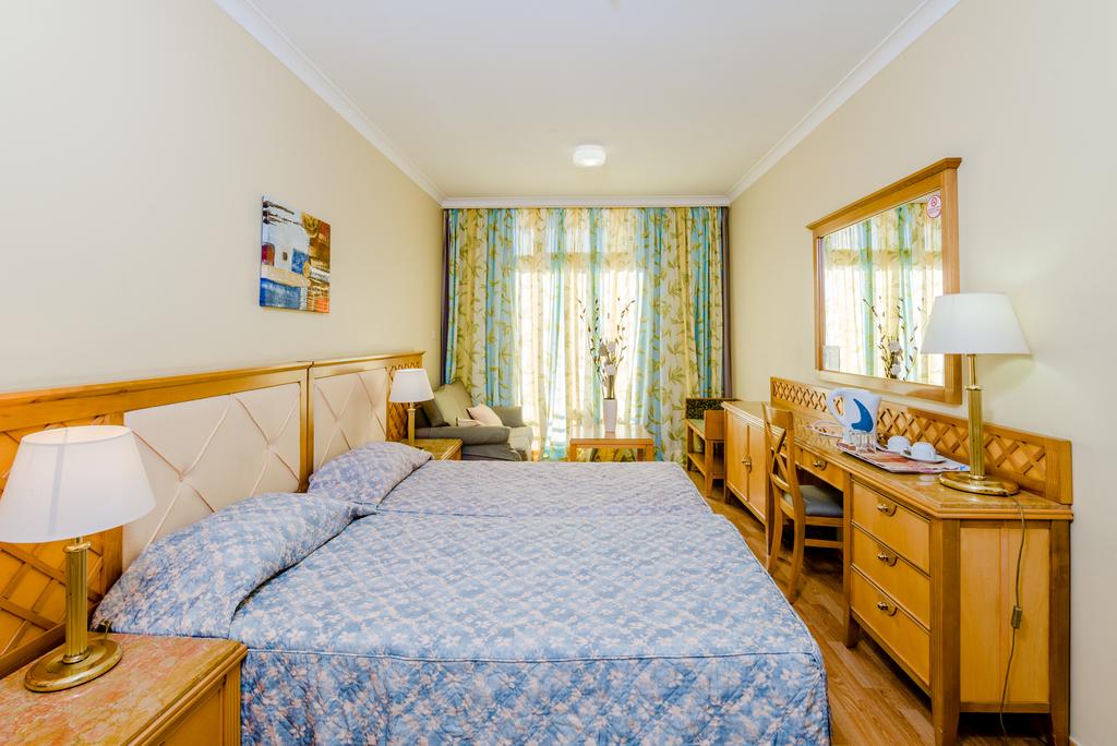 Estella Hotel Apartments 2* Кіпр Ola Travel