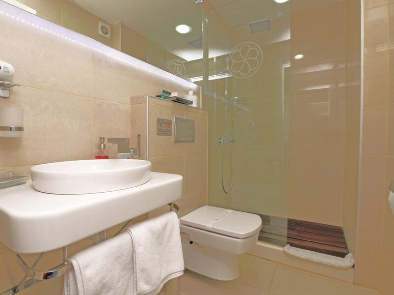 Eternity Boutique Hotel 304181