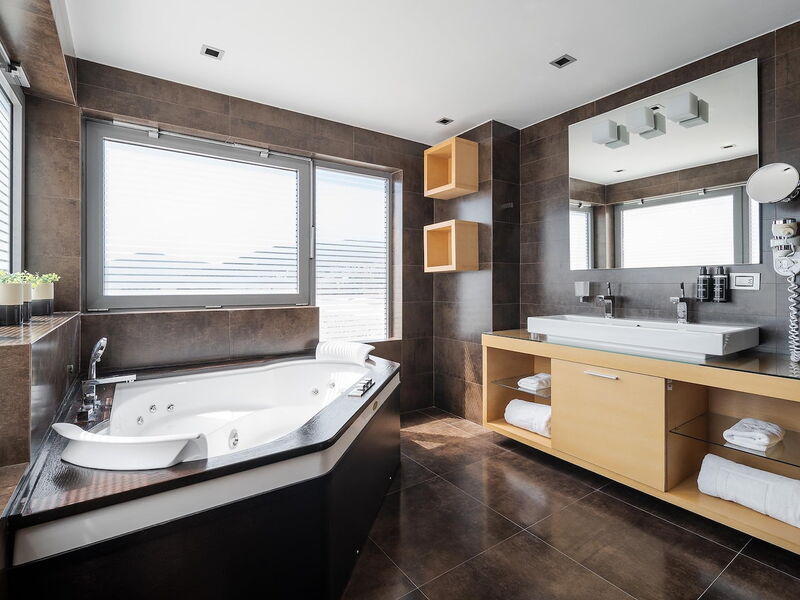 Eurostars Queen of Montenegro 325579