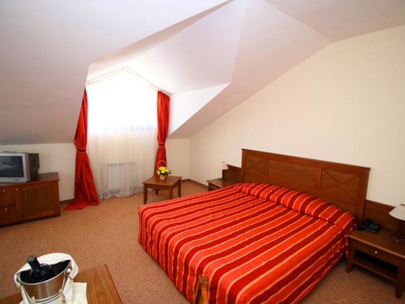 Evelina Palace 236378