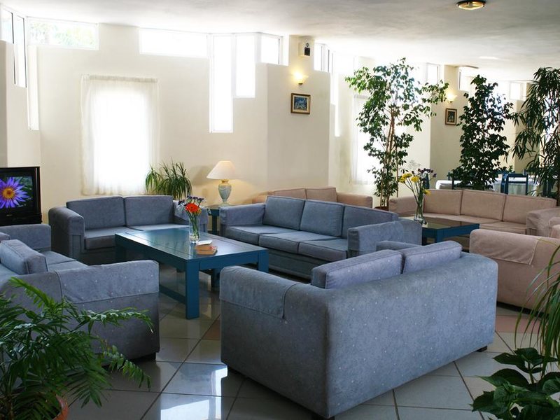 Evelyn Beach Hotel 250066