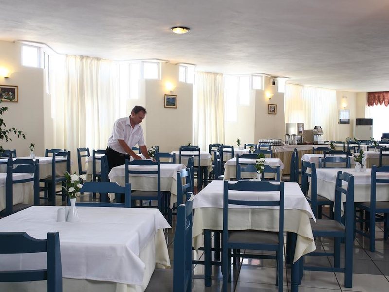 Evelyn Beach Hotel 250078