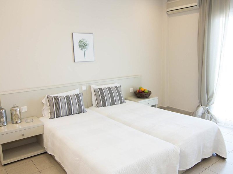 Eviana Beach Hotel 258827