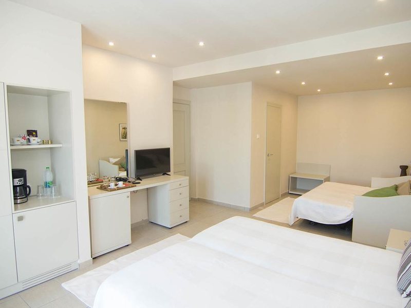 Eviana Beach Hotel 258831