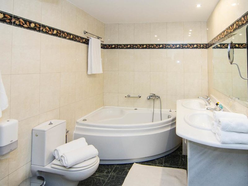 Eviana Beach Hotel 258838