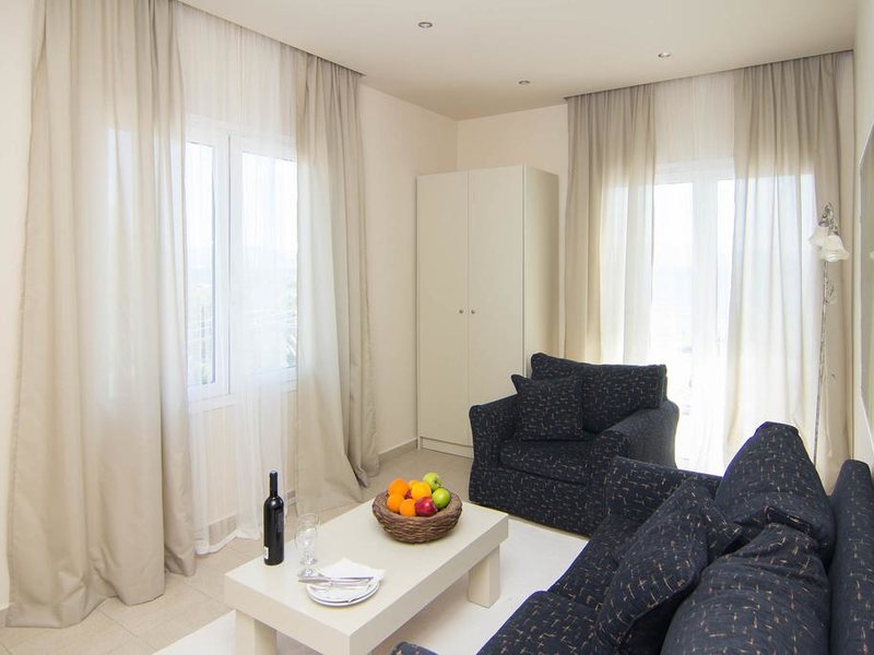 Eviana Beach Hotel 258842