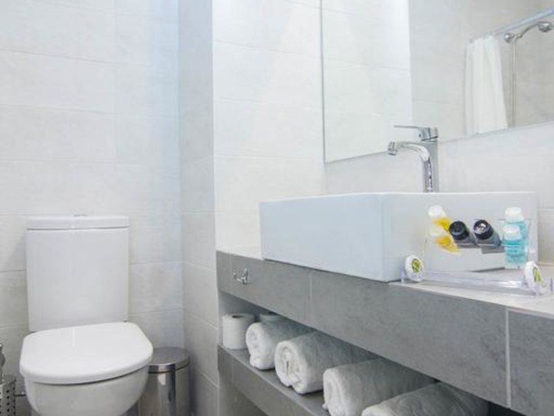 Eviana Beach Hotel 258850