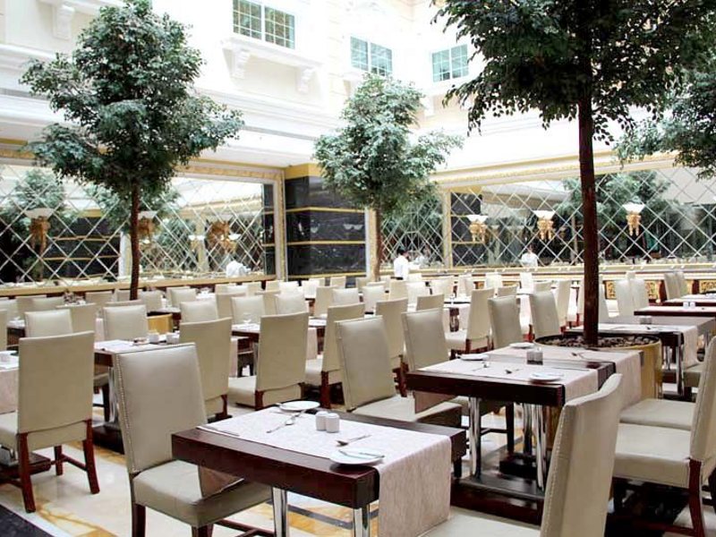 Excelsior Creek Hotel 46359