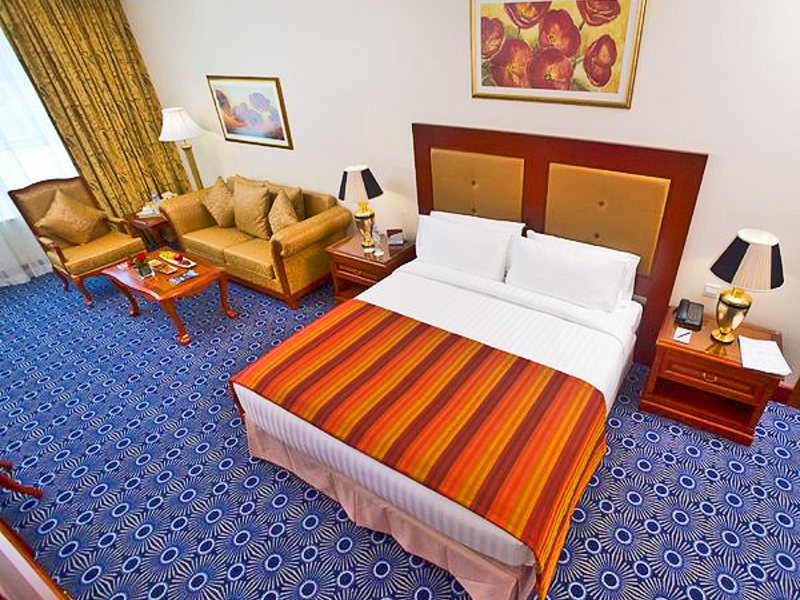 Excelsior Creek Hotel 46360