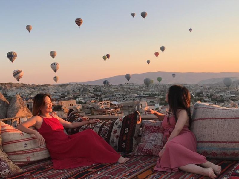 Explorer Cave Hotel 304201